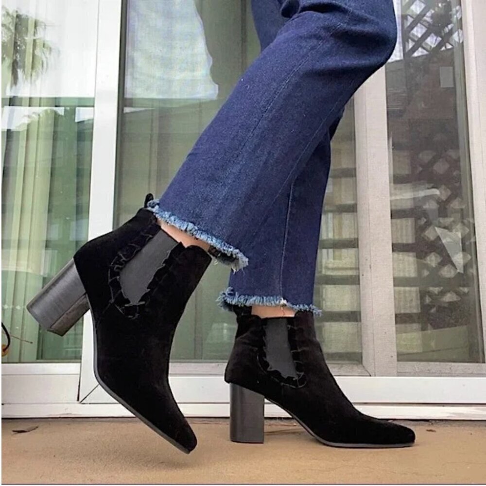 14th & Union Womens Size 8.5 Blain Velvet Ankle Boot Black Heeled Bootie Pointed